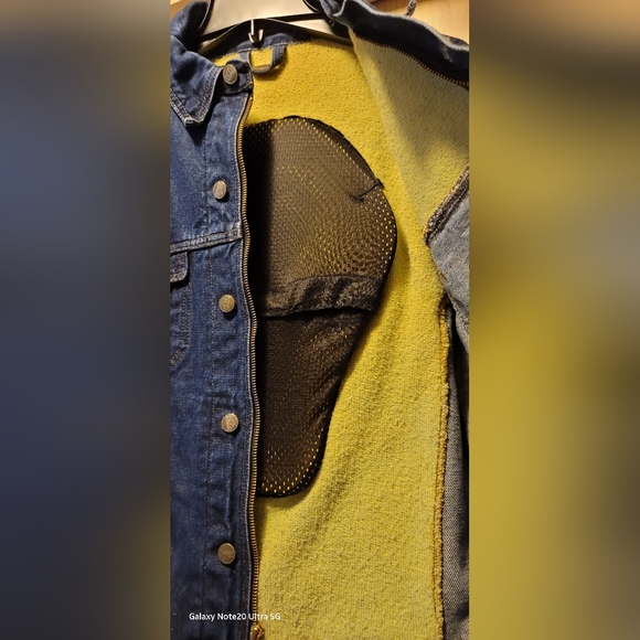 Motorcycle jacket - Picture 4 of 4